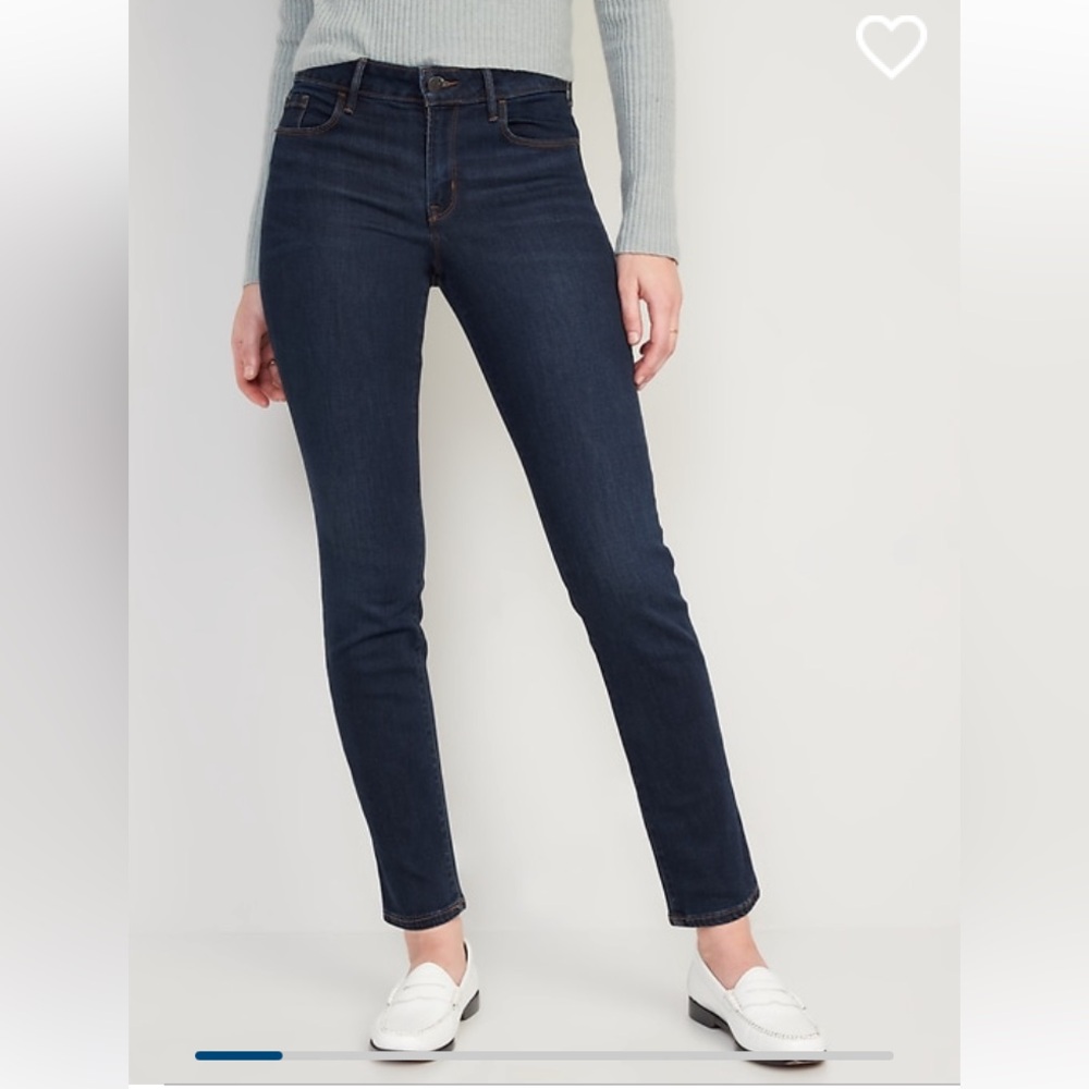 Old Navy Power Slim Straight Jeans, mid-rise, size 6.